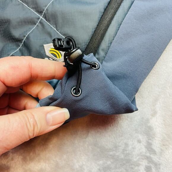 Mountain Hardware Primaloft Jacket Womens 10 Blue Reversible Quilted Outdoor - Picture 14 of 16